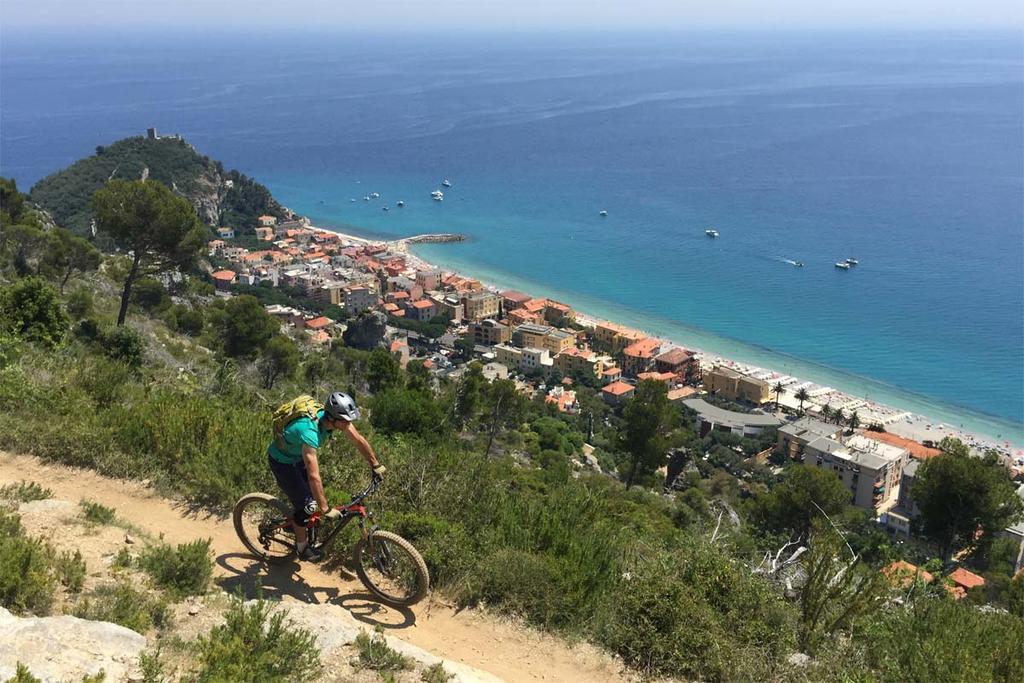 Le 3B - Finalpia Daire Finale Ligure Dış mekan fotoğraf